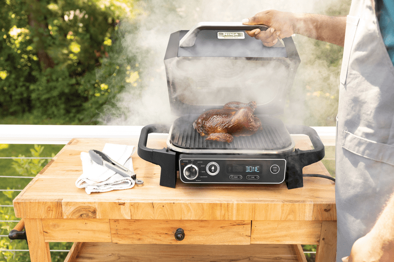 Ninja OG701EU Woodfire Outdoor Tischgrill