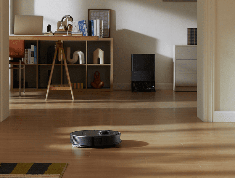 Roborock Qrevo Plus Saugroboter schwarz Roborock Qrevo Plus Saugroboter schwarz